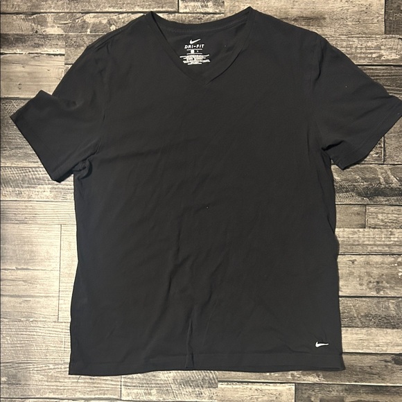 Nike Men's Black V-Neck Tee - Picture 1 of 2